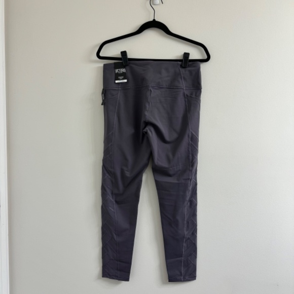 Victoria Sport Gray Active Leggings - Picture 2 of 2